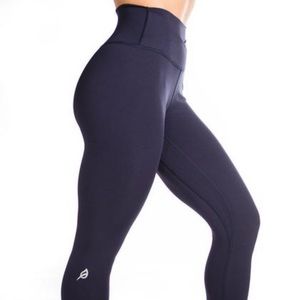Ptula Emily Tenacious Legging - Navy Blue